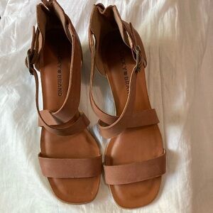 Lucky Brand strappy sandal